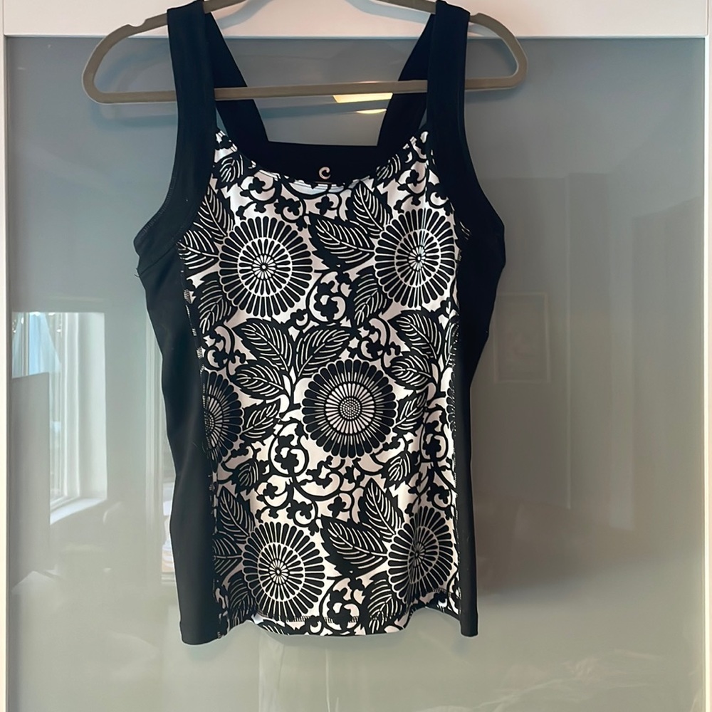 workout top